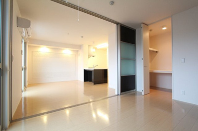 【洋室】 | アドミラブールＡ棟