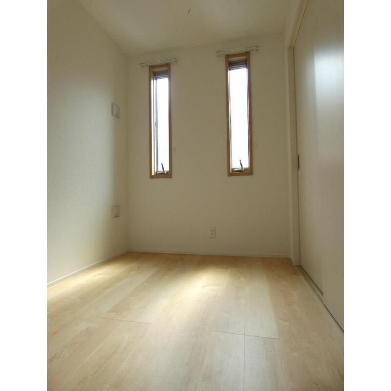 平井SKハイツの居間・リビング