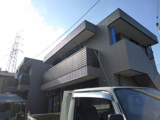 メゾンイーストの外観