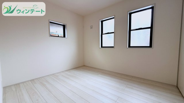 石岡市府中2期　新築戸建の洋室|家具を配置してもゆとりのある洋室。お子さまの成長に合わせて使い方を変えられるフレキシブルな空間です。