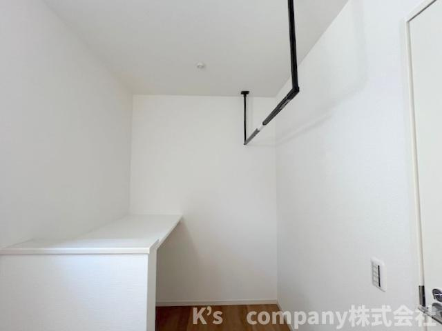 ◎茅ヶ崎市東海岸北5丁目　新築戸建　3号棟のその他|脱衣しペースには室内僕ができるホスクリーン付き☆