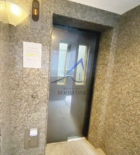 ルーブル小竹向原弐番館