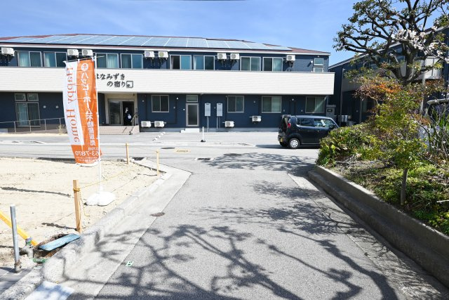 尼崎市南武庫之荘10丁目建築条件無し土地の前面道路含む現地写真|南側道路、幅員約4ｍ