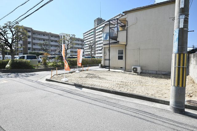 尼崎市南武庫之荘10丁目建築条件無し土地の外観|北東から撮影した写真です。お好きなプランで、理想のお家を建築してみませんか？