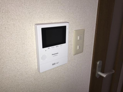 【内装】 | レッドウィング | カメラ付インターホン（イメージ）