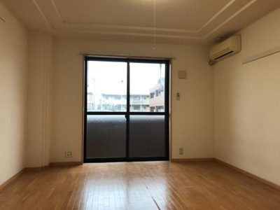 【内装】 | エルヴェ東小向Ⅱ | 洋室