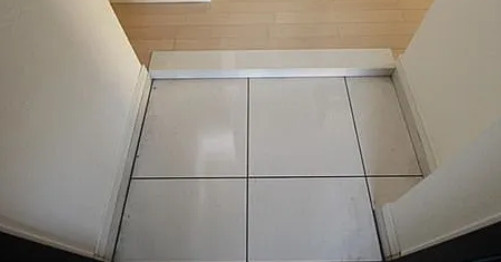 Colors Minowaの玄関