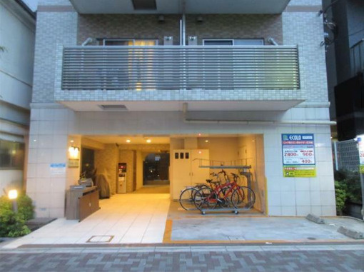 アイル日暮里弐番館のエントランス