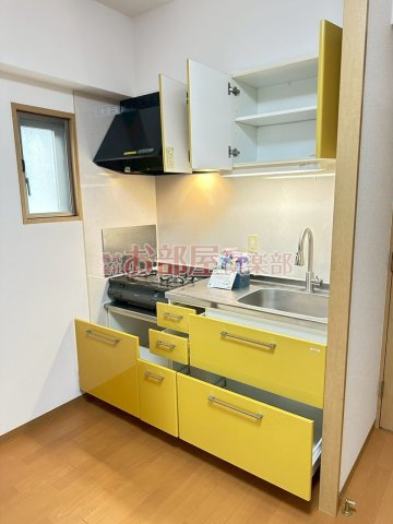 イーズガーデン中央のキッチン