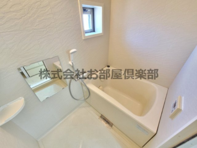 イーズガーデン中央の浴室|お風呂で日々の疲れを落としましょう