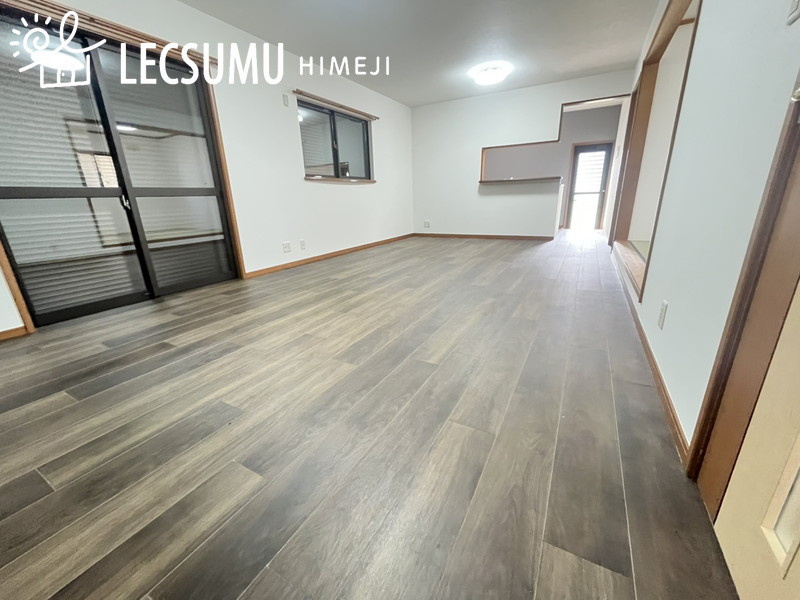 姫路市白浜町宇佐崎北1丁目/中古戸建の居間・リビング