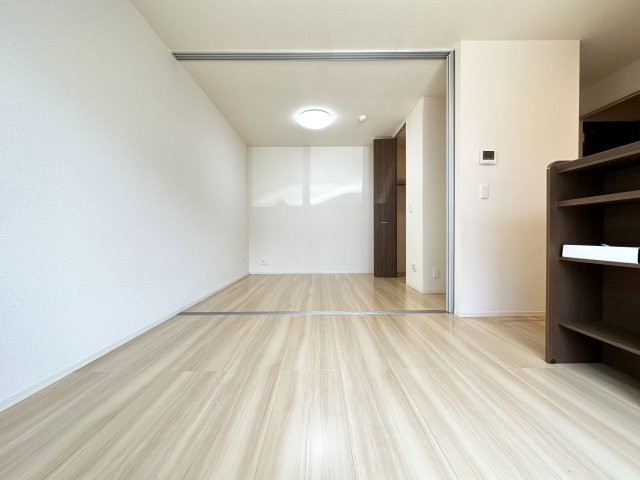 アルカディアの洋室