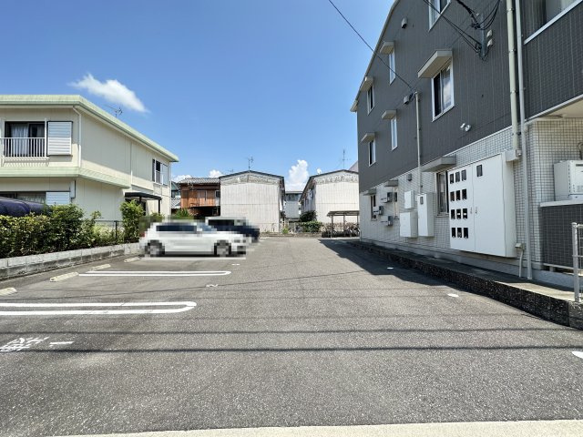 アルカディアの駐車場