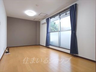 ＧＫビルの居間・リビング|照明付き