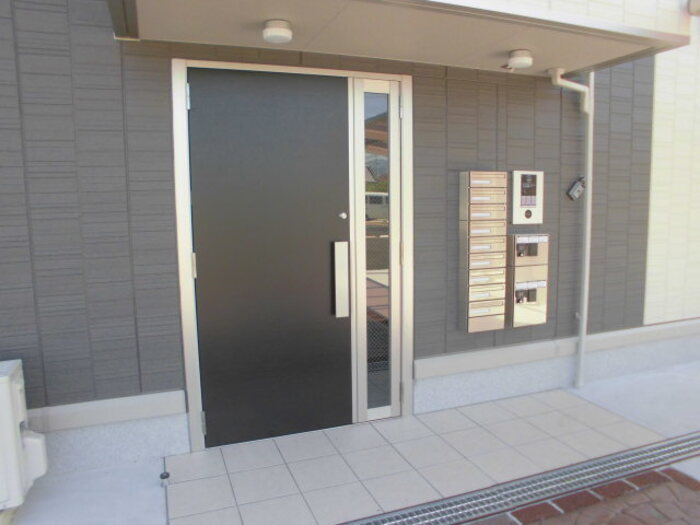 Ｖillas 中屋式のエントランス|共用玄関