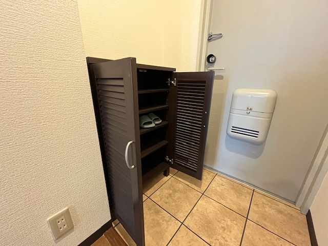 グランパス富田林の玄関