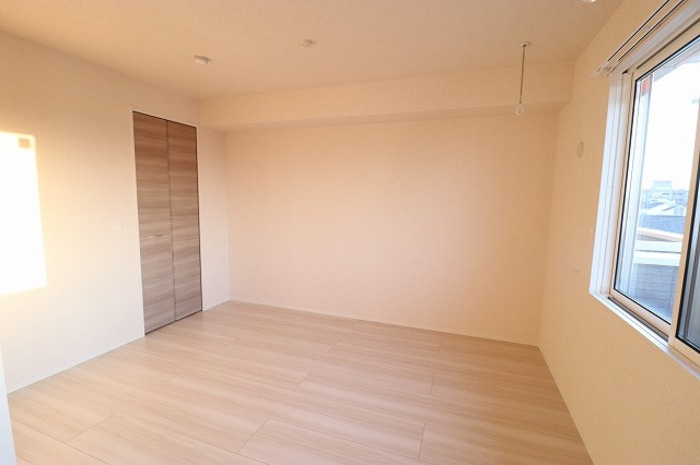 ファミリア　エテルナの寝室