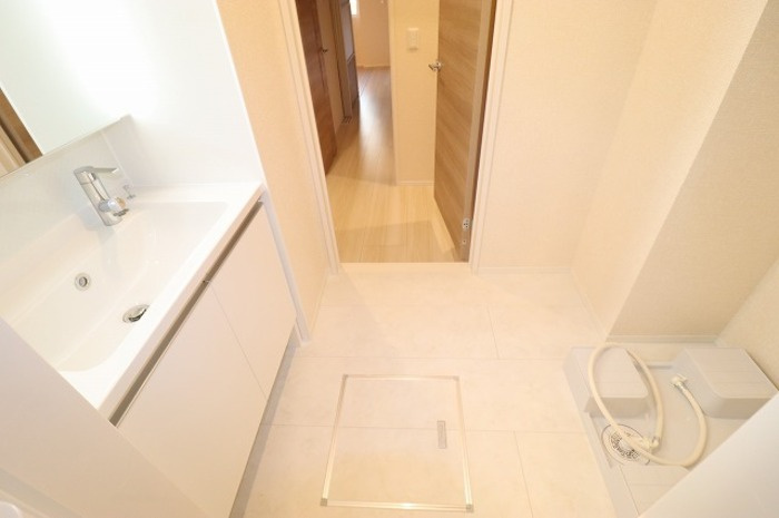 ファミリア　エテルナの洗面所