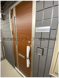 【外観】 | サワーメゾン五軒邸 | おしゃれな玄関ドア