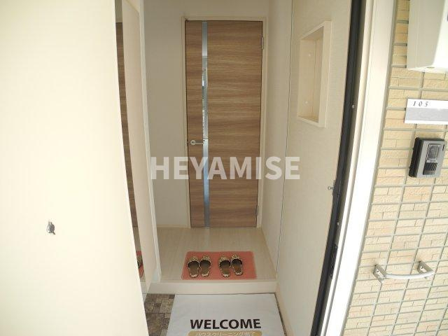 リッチプルメリアの玄関