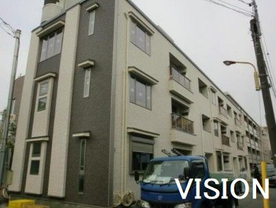 トラム・リビオンの画像