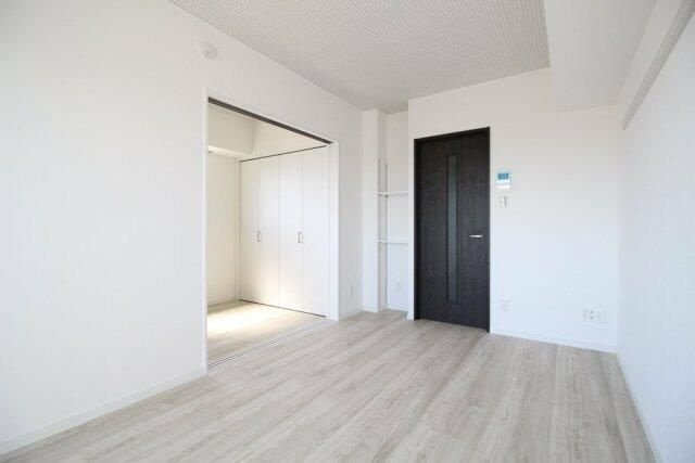 セレナーデ東長崎の居間・リビング