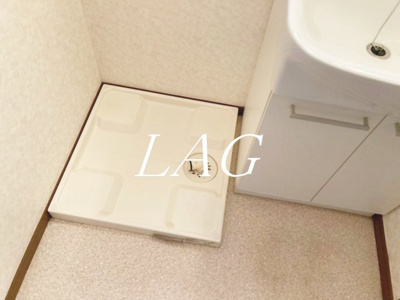 【設備】 | マスコットパレス | 室内洗濯機置き場です