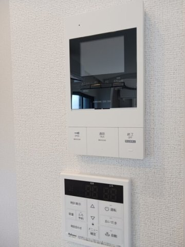 【TVモニター付きインターフォン】