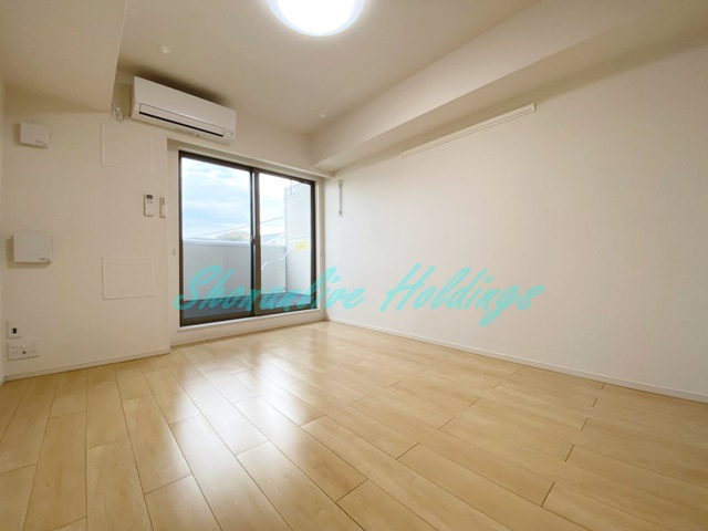 スぺランザ大津の居間・リビング|日当たり良好南東向き♪明るい室内♪