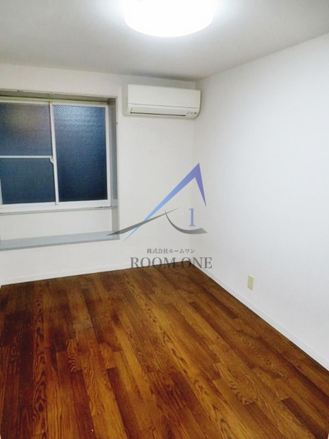 ポルシェ蒲田本町の居間・リビング|洋室のお部屋です。