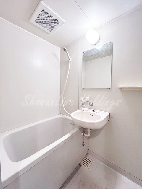 藤沢市円行２丁目の賃貸マンションの浴室|同施工物件