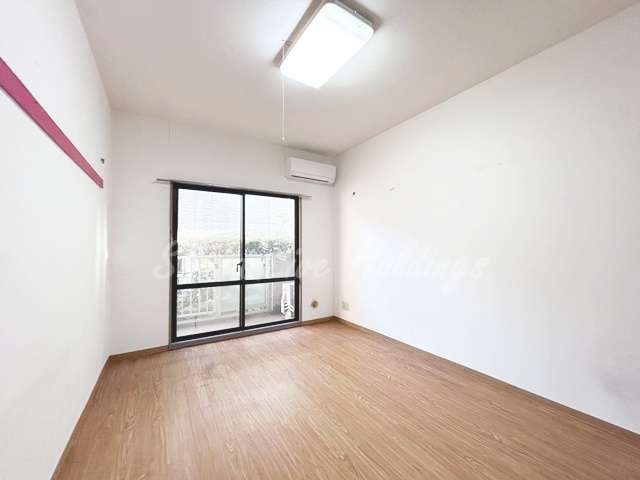 藤沢市円行２丁目の賃貸マンションの居間・リビング|同施工物件