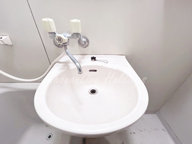 藤沢市円行２丁目の賃貸マンションの洗面所|※同施工