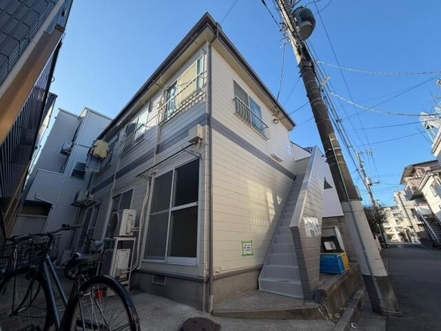 ハイツアルファの外観