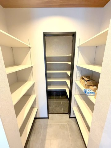 あきる野市伊奈　新築戸建の収納