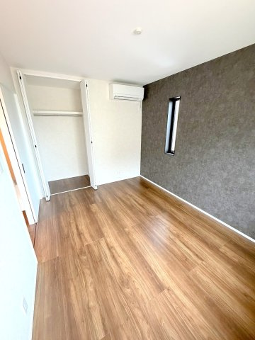 あきる野市伊奈　新築戸建の洋室