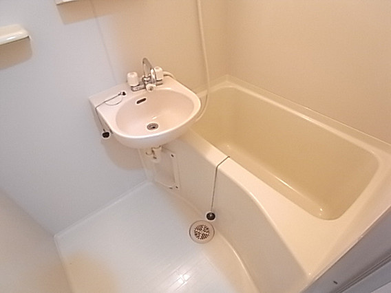 エスポワール三宮の浴室