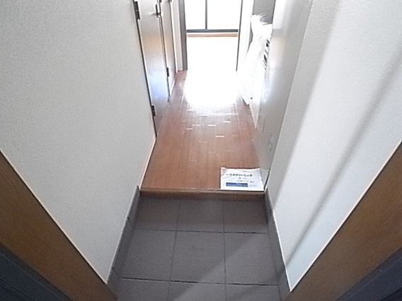 エスポワール三宮の玄関