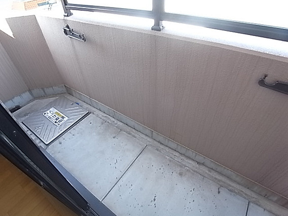 エスポワール三宮のバルコニー