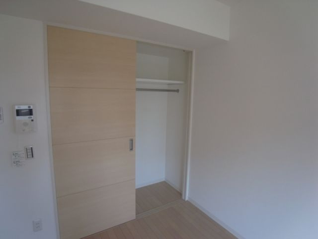 エスティライフ三宮東の収納