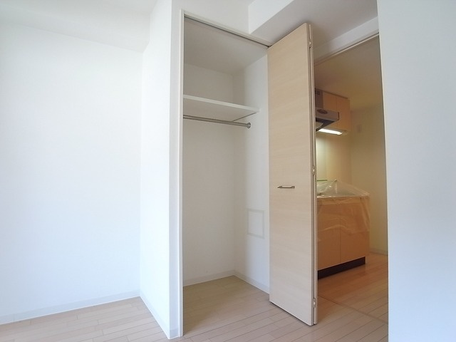 エスティライフ三宮東の収納