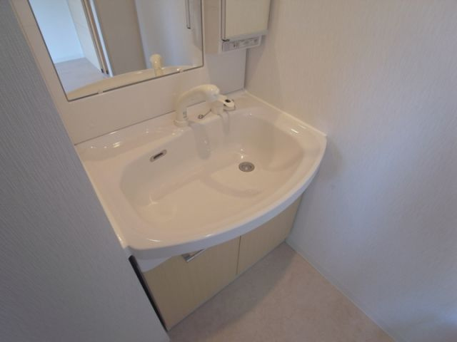 エスティライフ三宮東の洗面所