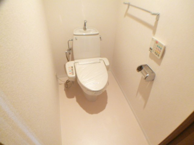 メゾン新御影のトイレ