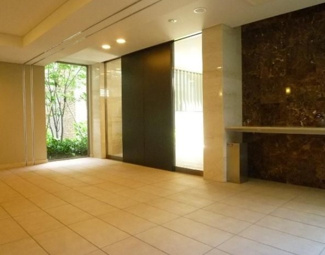 【エントランス】 | プレミアムコンフォート西荻窪