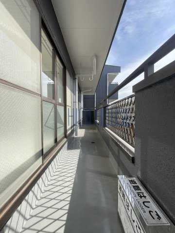 第五山中マンションのバルコニー