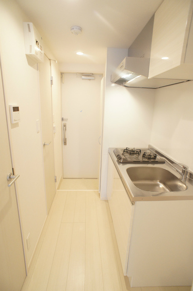 リブリ・MKBの玄関|白基調のきれいな玄関♪