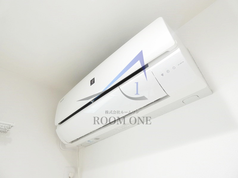 アウリー綾瀬の設備|エアコン付きです。