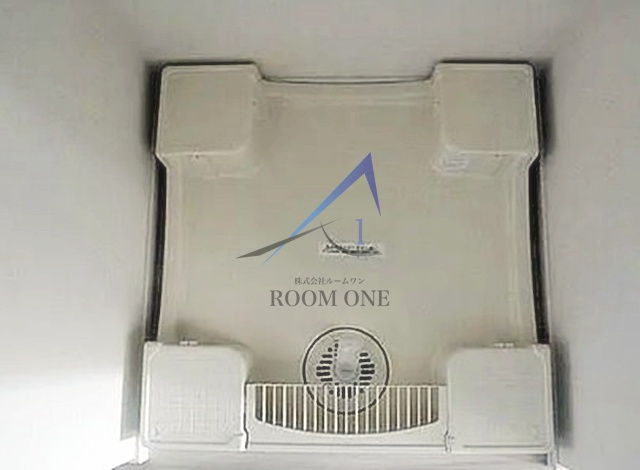 XEBEC東日暮里Southの設備|洗濯機置き場です。