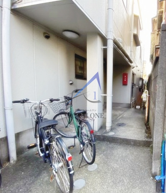 コーポパレスのエントランス|エントランスです。