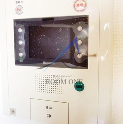ステージファースト池袋アジールコートのセキュリティ|モニター付きインターホンです。